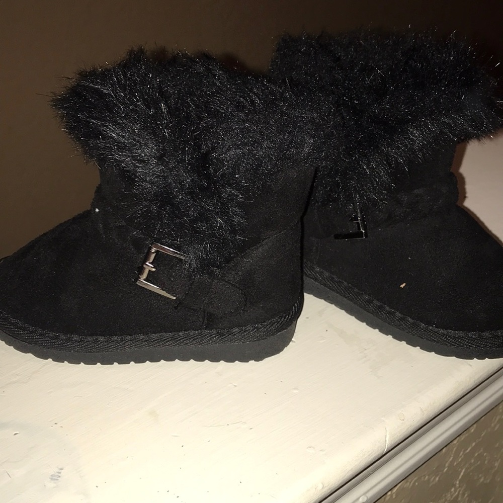 Fur Black Boots